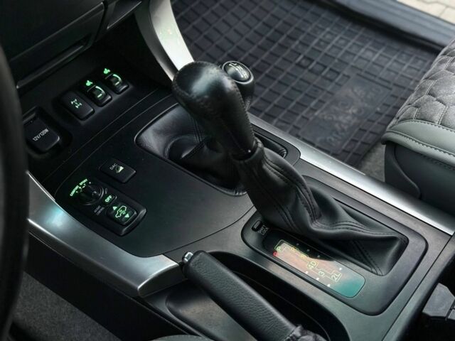 Чорний Тойота Ленд Крузер Прадо 120, об'ємом двигуна 4 л та пробігом 214 тис. км за 15999 $, фото 17 на Automoto.ua