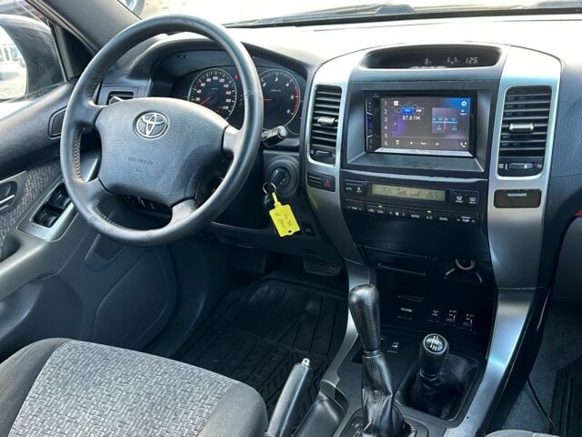 Чорний Тойота Ленд Крузер Прадо 120, об'ємом двигуна 0 л та пробігом 273 тис. км за 5000 $, фото 21 на Automoto.ua