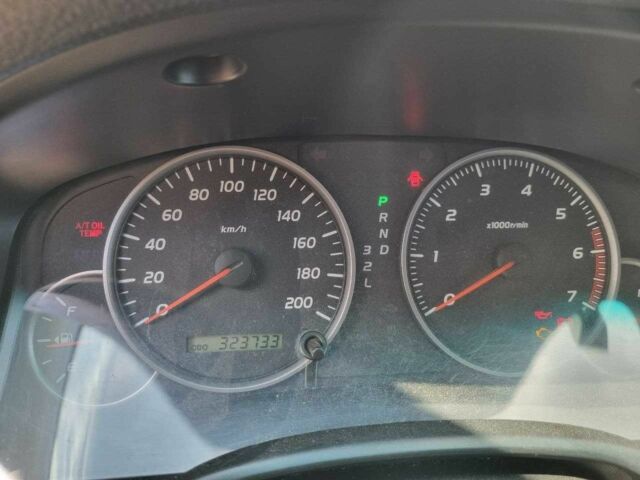 Черный Тойота Ленд Крузер Прадо 120, объемом двигателя 2.7 л и пробегом 323 тыс. км за 12500 $, фото 12 на Automoto.ua