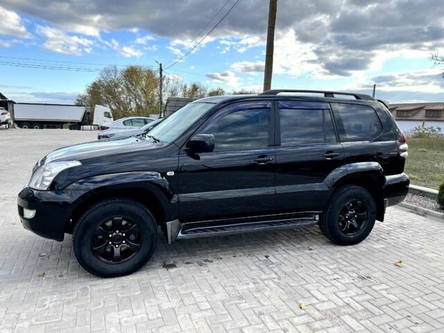 Черный Тойота Ленд Крузер Прадо 120, объемом двигателя 4 л и пробегом 235 тыс. км за 16000 $, фото 1 на Automoto.ua