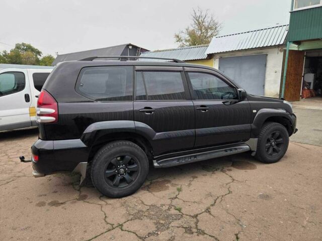 Черный Тойота Ленд Крузер Прадо 120, объемом двигателя 2.7 л и пробегом 323 тыс. км за 12500 $, фото 2 на Automoto.ua