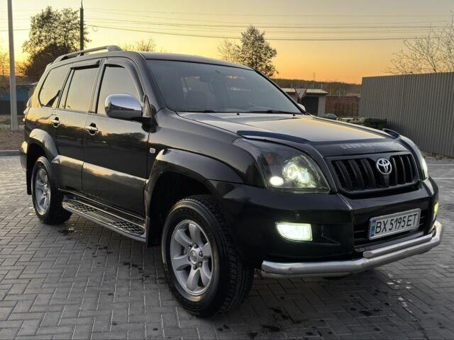 Черный Тойота Ленд Крузер Прадо 120, объемом двигателя 2.7 л и пробегом 319 тыс. км за 9800 $, фото 1 на Automoto.ua