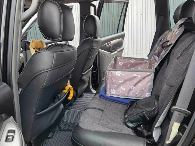 Черный Тойота Ленд Крузер Прадо 120, объемом двигателя 2.7 л и пробегом 323 тыс. км за 12500 $, фото 9 на Automoto.ua