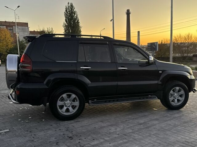 Черный Тойота Ленд Крузер Прадо 120, объемом двигателя 2.7 л и пробегом 319 тыс. км за 9800 $, фото 7 на Automoto.ua