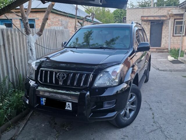 Чорний Тойота Ленд Крузер Прадо 120, об'ємом двигуна 4 л та пробігом 254 тис. км за 13700 $, фото 1 на Automoto.ua