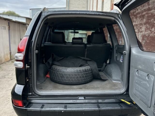 Тойота Ленд Крузер Прадо 120 2006 у Харкові на Automoto.ua Чорний Тойота Ленд Крузер Прадо 120, об'ємом двигуна 2.7 л та пробігом 267 тис. км за 11500 $, фото 3 на Automoto.ua