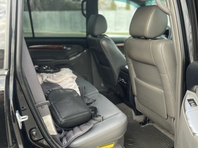 Черный Тойота Ленд Крузер Прадо 120, объемом двигателя 2.7 л и пробегом 230 тыс. км за 13999 $, фото 3 на Automoto.ua