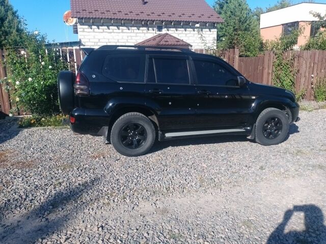 Черный Тойота Ленд Крузер Прадо 120, объемом двигателя 4 л и пробегом 257 тыс. км за 10000 $, фото 3 на Automoto.ua