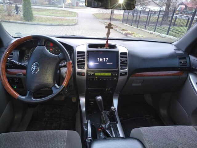 Чорний Тойота Ленд Крузер Прадо 120, об'ємом двигуна 2.7 л та пробігом 250 тис. км за 10900 $, фото 7 на Automoto.ua