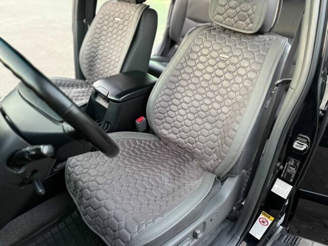 Черный Тойота Ленд Крузер Прадо 120, объемом двигателя 4 л и пробегом 214 тыс. км за 15999 $, фото 11 на Automoto.ua