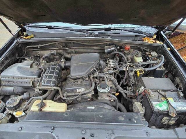 Чорний Тойота Ленд Крузер Прадо 120, об'ємом двигуна 2.7 л та пробігом 227 тис. км за 12600 $, фото 1 на Automoto.ua