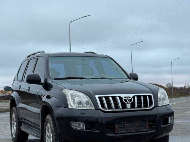 Черный Тойота Ленд Крузер Прадо 120, объемом двигателя 4 л и пробегом 207 тыс. км за 15999 $, фото 1 на Automoto.ua