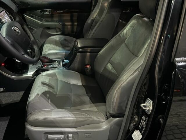 Черный Тойота Ленд Крузер Прадо 120, объемом двигателя 4 л и пробегом 212 тыс. км за 13500 $, фото 6 на Automoto.ua