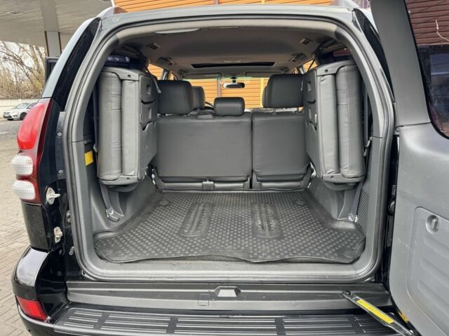 Черный Тойота Ленд Крузер Прадо 120, объемом двигателя 4 л и пробегом 233 тыс. км за 15700 $, фото 10 на Automoto.ua