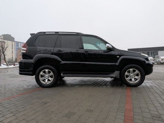 Черный Тойота Ленд Крузер Прадо 120, объемом двигателя 2.7 л и пробегом 303 тыс. км за 13500 $, фото 3 на Automoto.ua