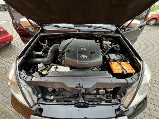 Черный Тойота Ленд Крузер Прадо 120, объемом двигателя 4 л и пробегом 233 тыс. км за 15700 $, фото 17 на Automoto.ua