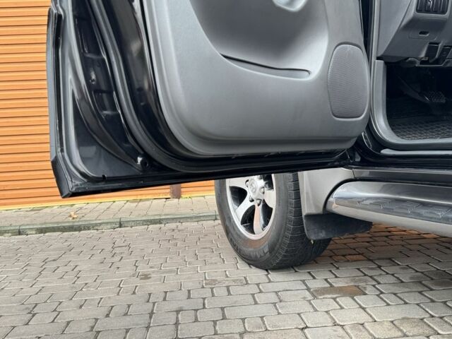 Черный Тойота Ленд Крузер Прадо 120, объемом двигателя 4 л и пробегом 233 тыс. км за 15700 $, фото 22 на Automoto.ua