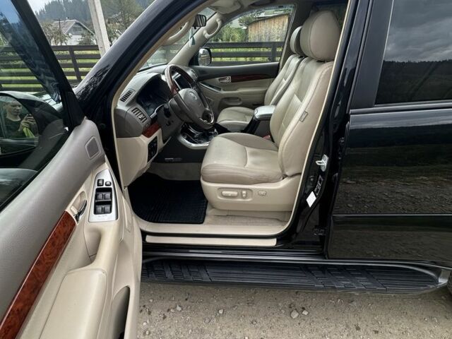 Черный Тойота Ленд Крузер Прадо 120, объемом двигателя 3 л и пробегом 308 тыс. км за 16000 $, фото 7 на Automoto.ua