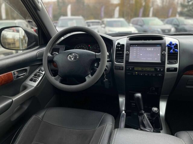 Черный Тойота Ленд Крузер Прадо 120, объемом двигателя 2.7 л и пробегом 250 тыс. км за 13800 $, фото 13 на Automoto.ua