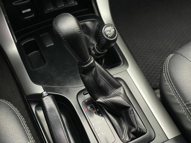 Черный Тойота Ленд Крузер Прадо 120, объемом двигателя 2.7 л и пробегом 250 тыс. км за 13800 $, фото 14 на Automoto.ua