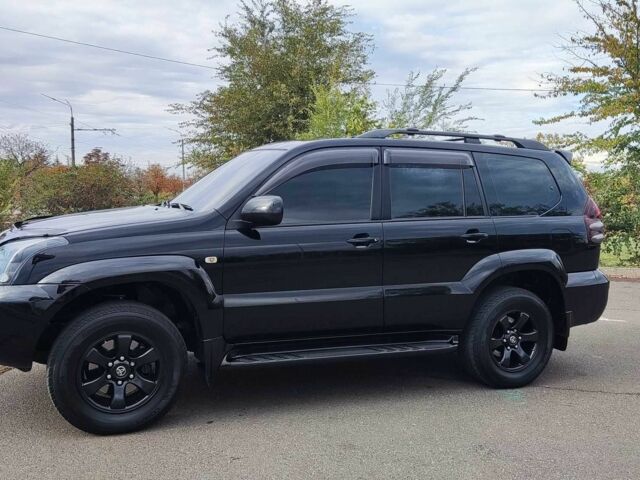 Черный Тойота Ленд Крузер Прадо 120, объемом двигателя 2.7 л и пробегом 250 тыс. км за 14200 $, фото 2 на Automoto.ua