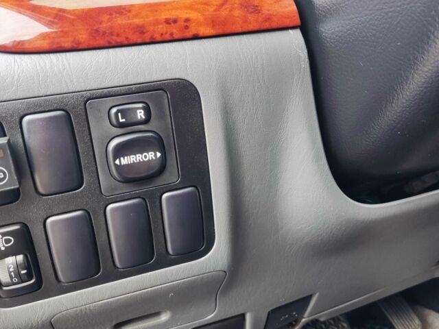 Черный Тойота Ленд Крузер Прадо 120, объемом двигателя 2.7 л и пробегом 250 тыс. км за 14200 $, фото 13 на Automoto.ua