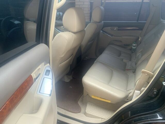 Черный Тойота Ленд Крузер Прадо 120, объемом двигателя 4 л и пробегом 262 тыс. км за 13810 $, фото 4 на Automoto.ua