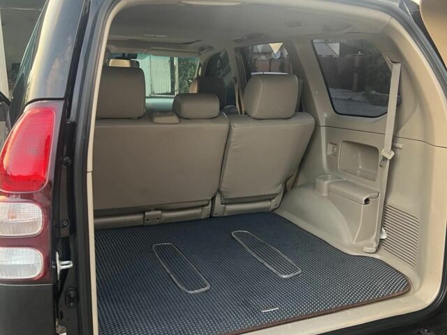 Черный Тойота Ленд Крузер Прадо 120, объемом двигателя 4 л и пробегом 250 тыс. км за 16200 $, фото 4 на Automoto.ua