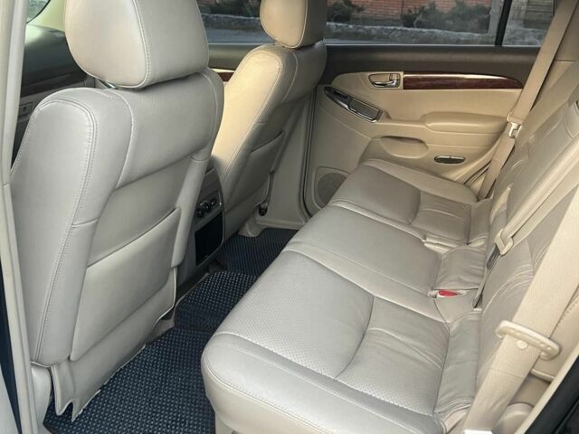 Черный Тойота Ленд Крузер Прадо 120, объемом двигателя 4 л и пробегом 250 тыс. км за 16200 $, фото 2 на Automoto.ua