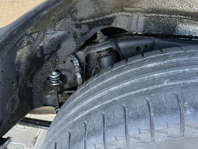 Чорний Тойота Ленд Крузер Прадо 120, об'ємом двигуна 4 л та пробігом 289 тис. км за 16500 $, фото 6 на Automoto.ua