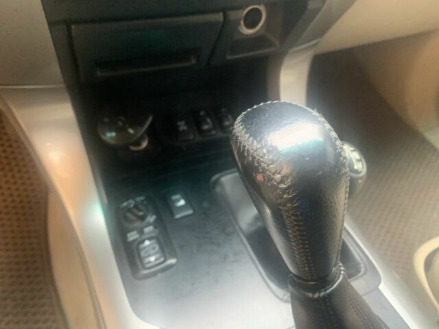 Черный Тойота Ленд Крузер Прадо 120, объемом двигателя 4 л и пробегом 262 тыс. км за 13810 $, фото 2 на Automoto.ua