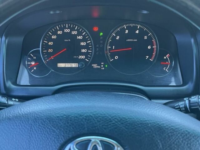 Черный Тойота Ленд Крузер Прадо 120, объемом двигателя 4 л и пробегом 377 тыс. км за 17300 $, фото 6 на Automoto.ua