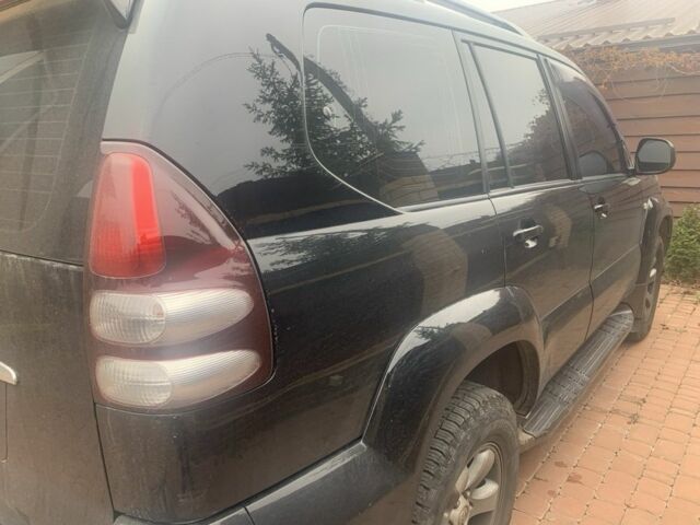 Черный Тойота Ленд Крузер Прадо 120, объемом двигателя 4 л и пробегом 262 тыс. км за 13810 $, фото 5 на Automoto.ua