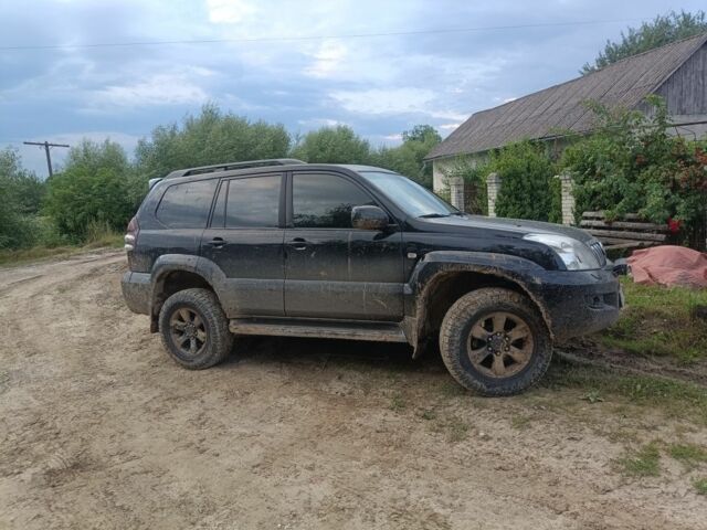 Черный Тойота Ленд Крузер Прадо 120, объемом двигателя 4 л и пробегом 295 тыс. км за 14900 $, фото 6 на Automoto.ua