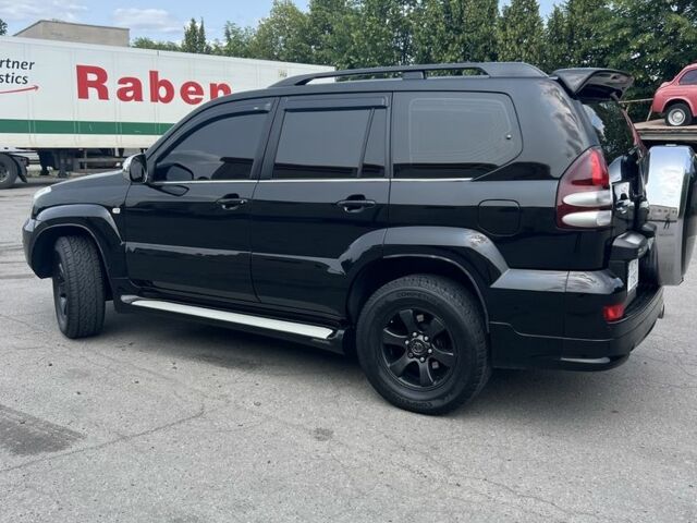 Тойота Ленд Крузер Прадо 120 2007 у Харкові на Automoto.ua Чорний Тойота Ленд Крузер Прадо 120, об'ємом двигуна 4 л та пробігом 220 тис. км за 17460 $, фото 7 на Automoto.ua