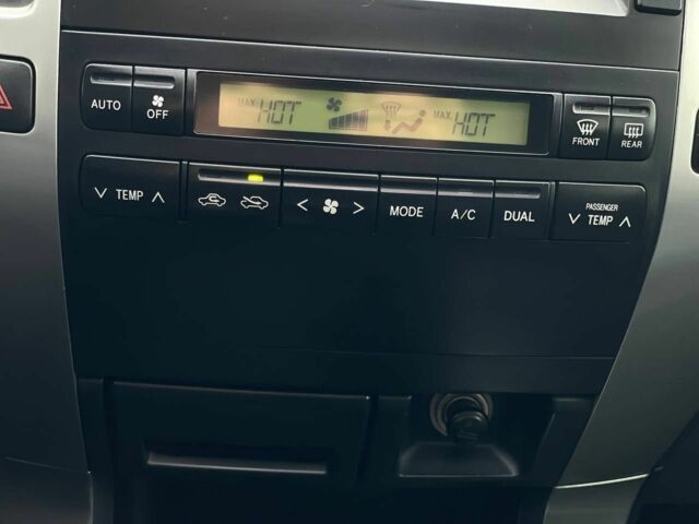 Черный Тойота Ленд Крузер Прадо 120, объемом двигателя 2.7 л и пробегом 250 тыс. км за 13800 $, фото 12 на Automoto.ua