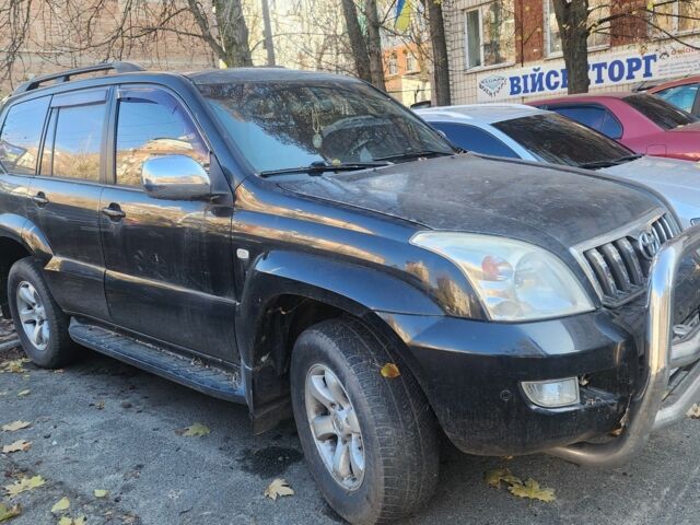 Черный Тойота Ленд Крузер Прадо 120, объемом двигателя 4 л и пробегом 126 тыс. км за 11000 $, фото 2 на Automoto.ua