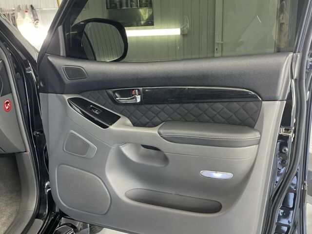 Черный Тойота Ленд Крузер Прадо 120, объемом двигателя 4 л и пробегом 280 тыс. км за 18000 $, фото 8 на Automoto.ua