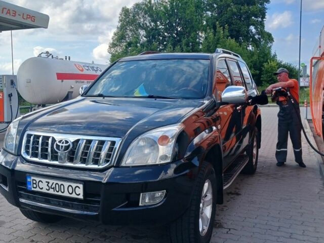 Черный Тойота Ленд Крузер Прадо 120, объемом двигателя 2.7 л и пробегом 255 тыс. км за 11900 $, фото 1 на Automoto.ua