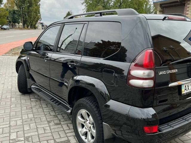 Черный Тойота Ленд Крузер Прадо 120, объемом двигателя 4 л и пробегом 168 тыс. км за 25000 $, фото 3 на Automoto.ua