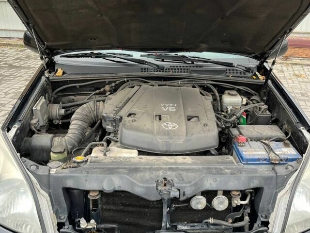 Черный Тойота Ленд Крузер Прадо 120, объемом двигателя 4 л и пробегом 168 тыс. км за 25000 $, фото 21 на Automoto.ua