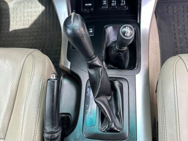 Черный Тойота Ленд Крузер Прадо 120, объемом двигателя 0 л и пробегом 280 тыс. км за 4000 $, фото 7 на Automoto.ua