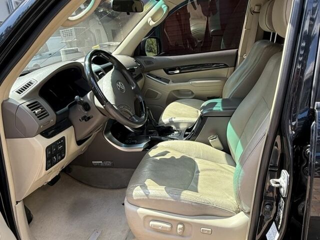 Черный Тойота Ленд Крузер Прадо 120, объемом двигателя 4 л и пробегом 313 тыс. км за 18400 $, фото 7 на Automoto.ua