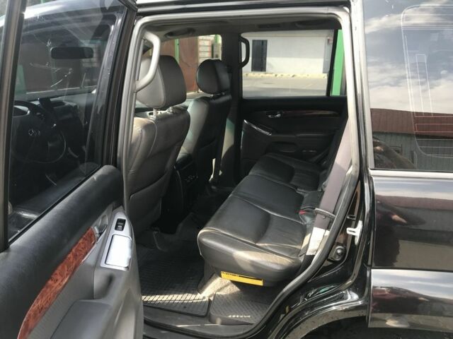 Черный Тойота Ленд Крузер Прадо 120, объемом двигателя 4 л и пробегом 315 тыс. км за 17500 $, фото 3 на Automoto.ua