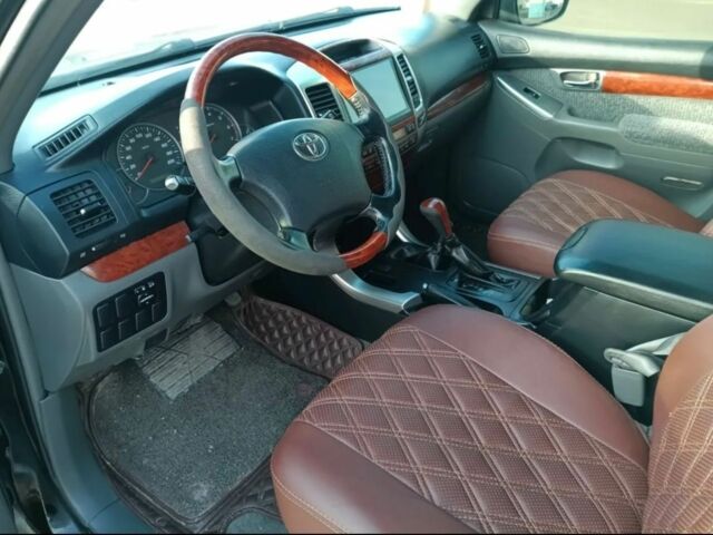 Черный Тойота Ленд Крузер Прадо 120, объемом двигателя 2.7 л и пробегом 239 тыс. км за 11000 $, фото 6 на Automoto.ua