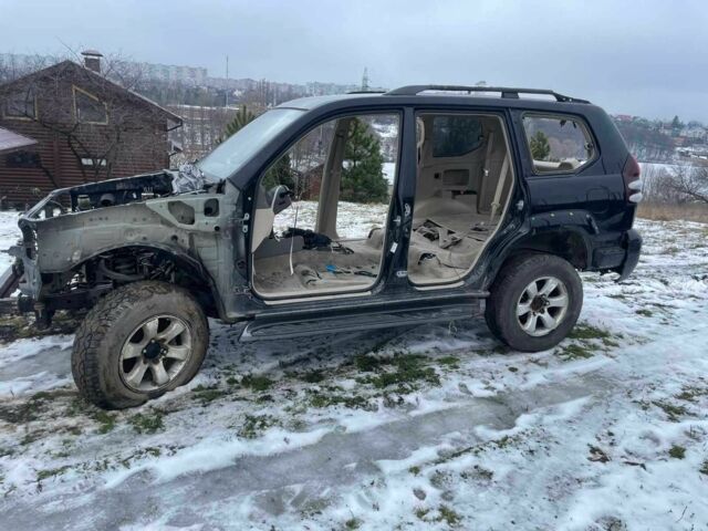 Черный Тойота Ленд Крузер Прадо 120, объемом двигателя 4 л и пробегом 30 тыс. км за 2500 $, фото 2 на Automoto.ua