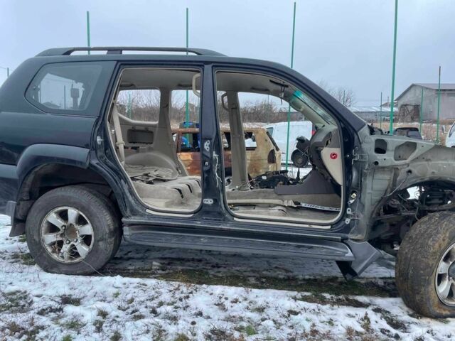 Черный Тойота Ленд Крузер Прадо 120, объемом двигателя 4 л и пробегом 30 тыс. км за 2500 $, фото 1 на Automoto.ua