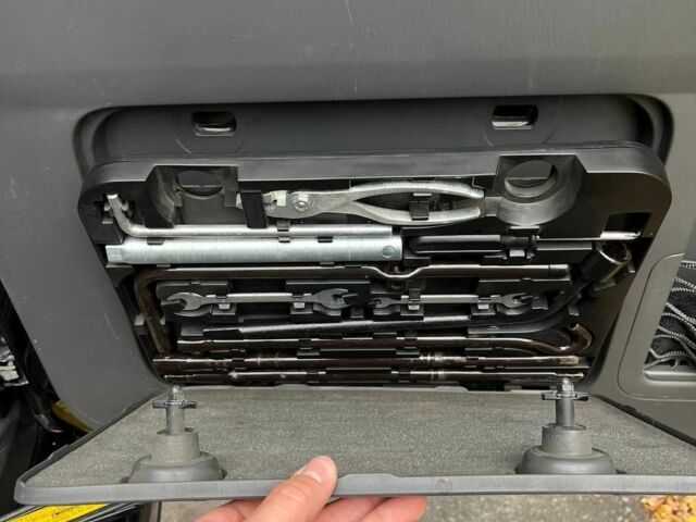 Черный Тойота Ленд Крузер Прадо 120, объемом двигателя 4 л и пробегом 168 тыс. км за 25000 $, фото 23 на Automoto.ua