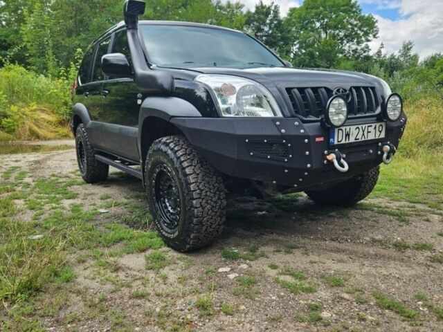 Черный Тойота Ленд Крузер Прадо 120, объемом двигателя 3 л и пробегом 245 тыс. км за 3700 $, фото 2 на Automoto.ua