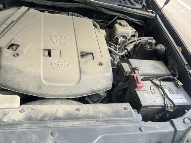 Черный Тойота Ленд Крузер Прадо 120, объемом двигателя 4 л и пробегом 270 тыс. км за 14700 $, фото 11 на Automoto.ua